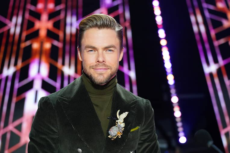 Derek Hough Wins World Choreography Award for ‘DWTS’ Paso Doble