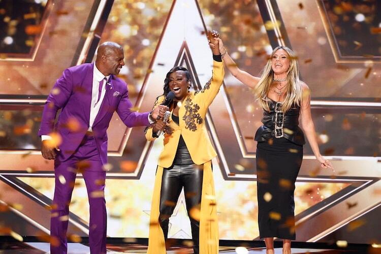 Heidi Klum gives the golden buzzer to Dee Dee Simon on 'America's Got Talent'